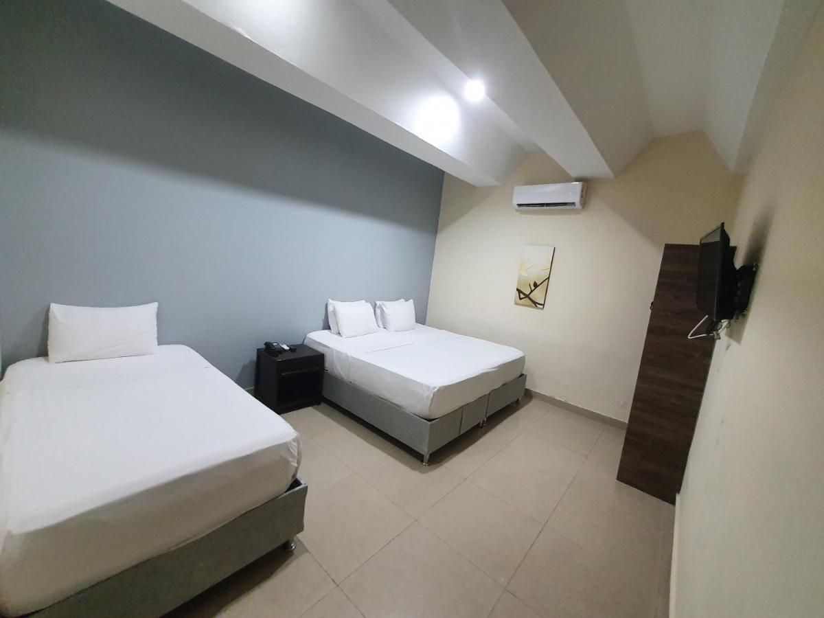 Hotel Puerta De Oro Barranquilla  Exteriör bild