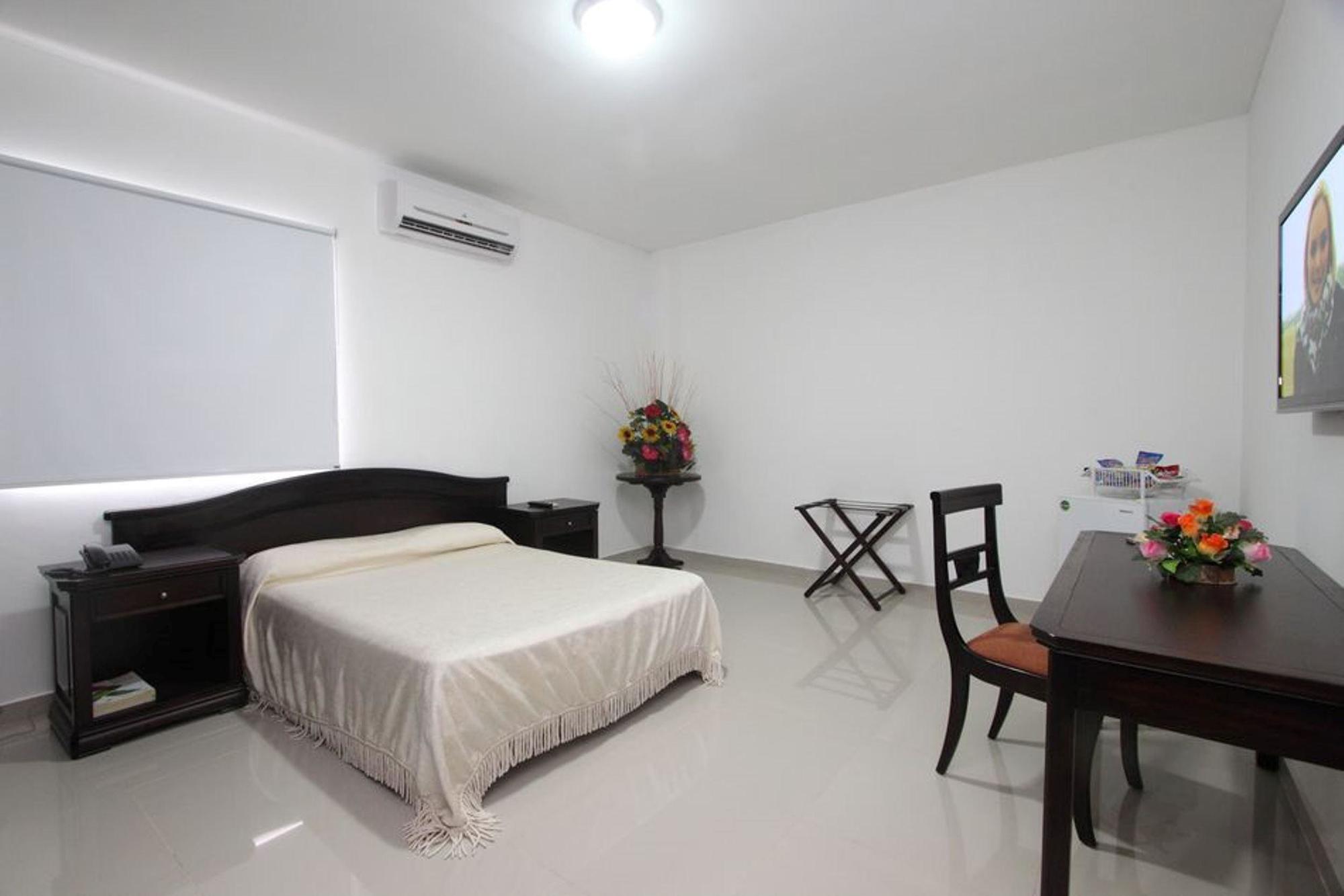 Hotel Puerta De Oro Barranquilla  Exteriör bild