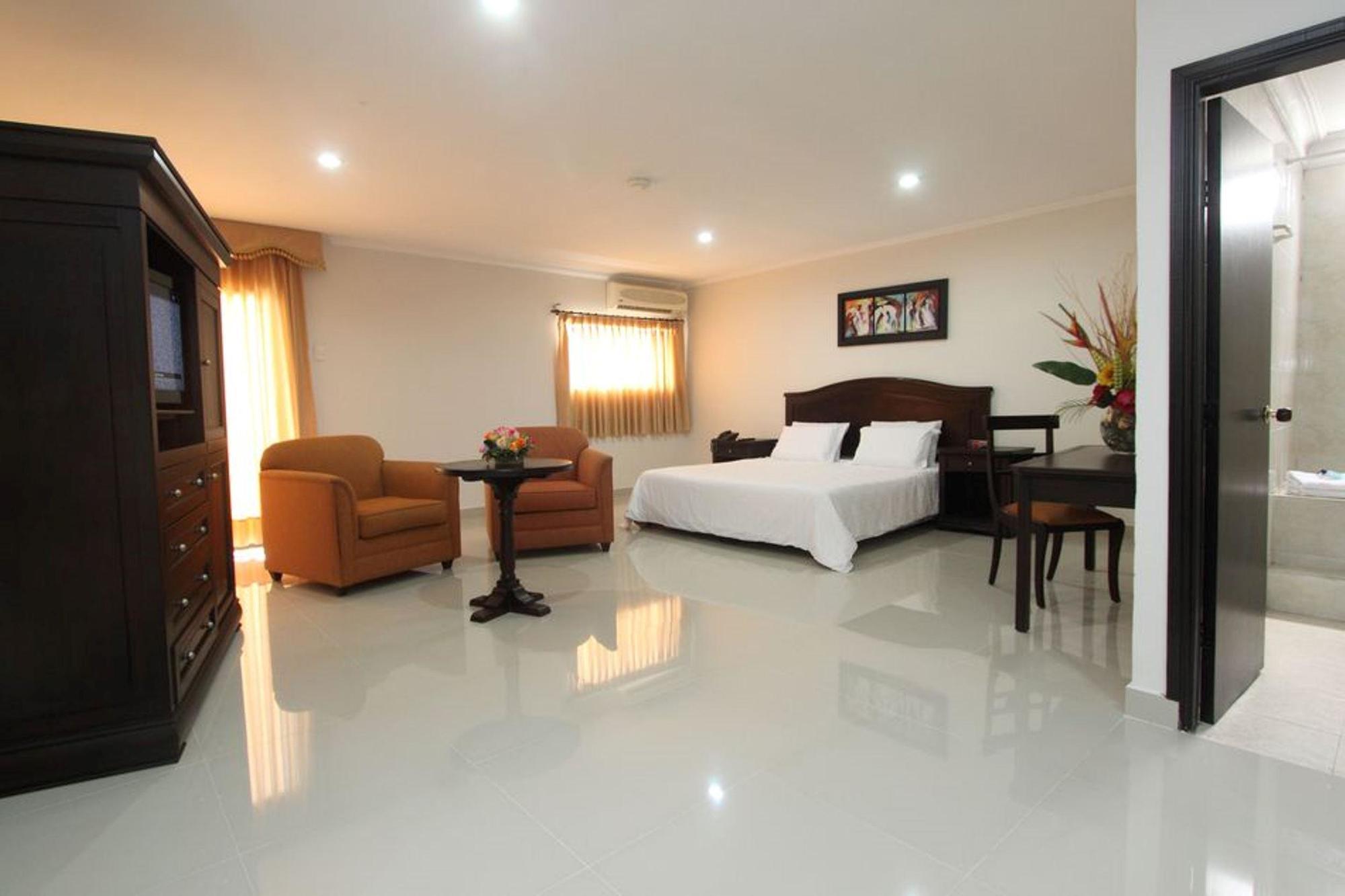 Hotel Puerta De Oro Barranquilla  Exteriör bild