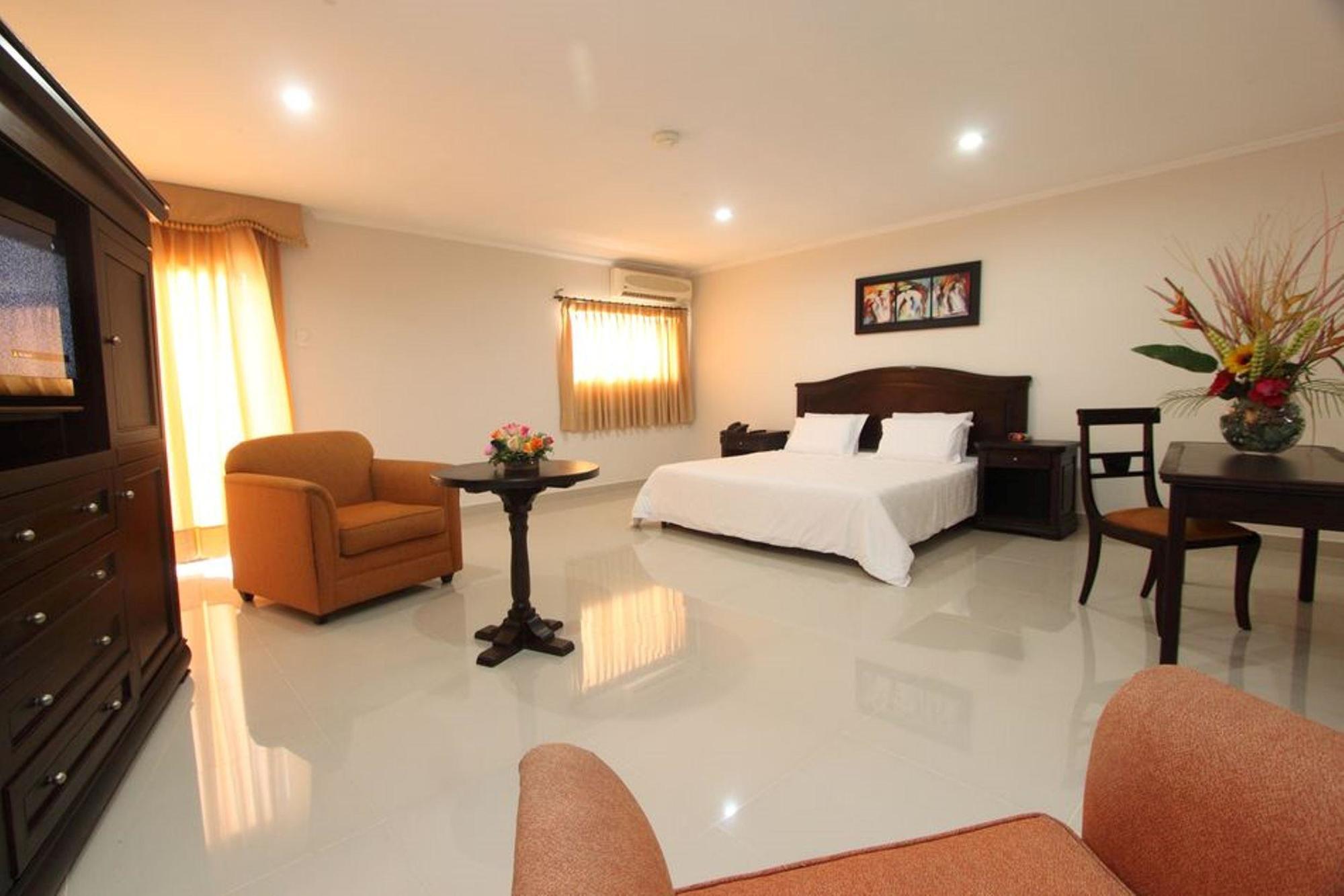 Hotel Puerta De Oro Barranquilla  Exteriör bild